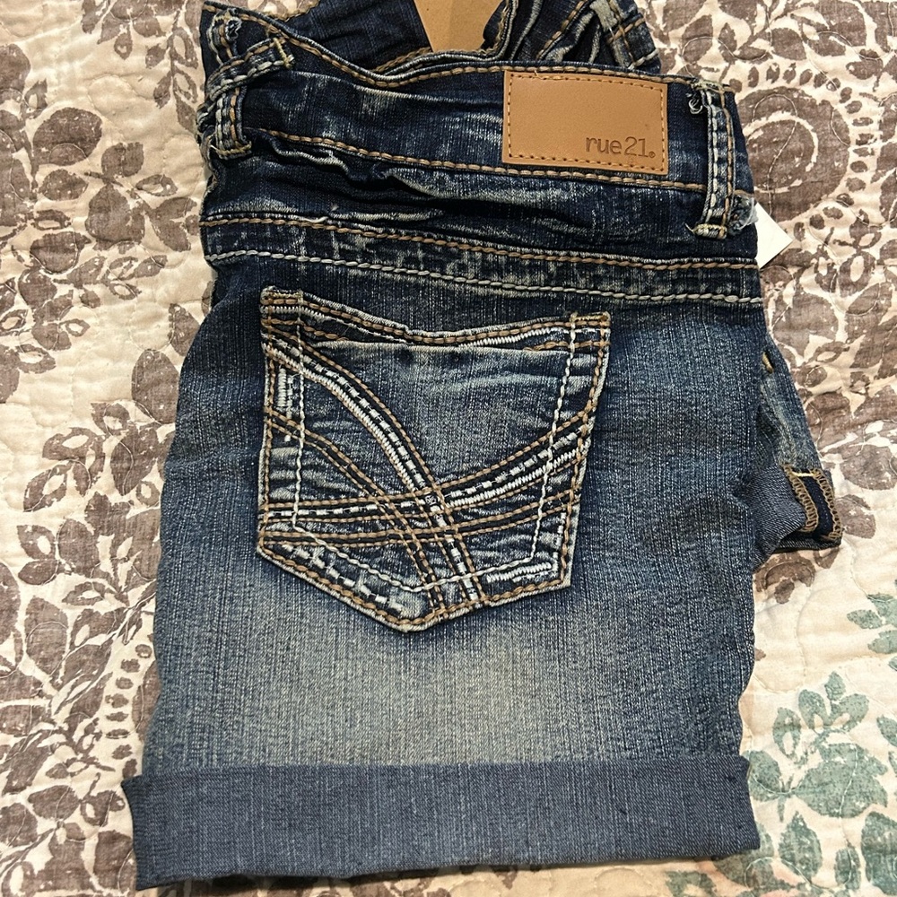Rue21 Blue Cropped Denim Shorts with Contrast Stitching